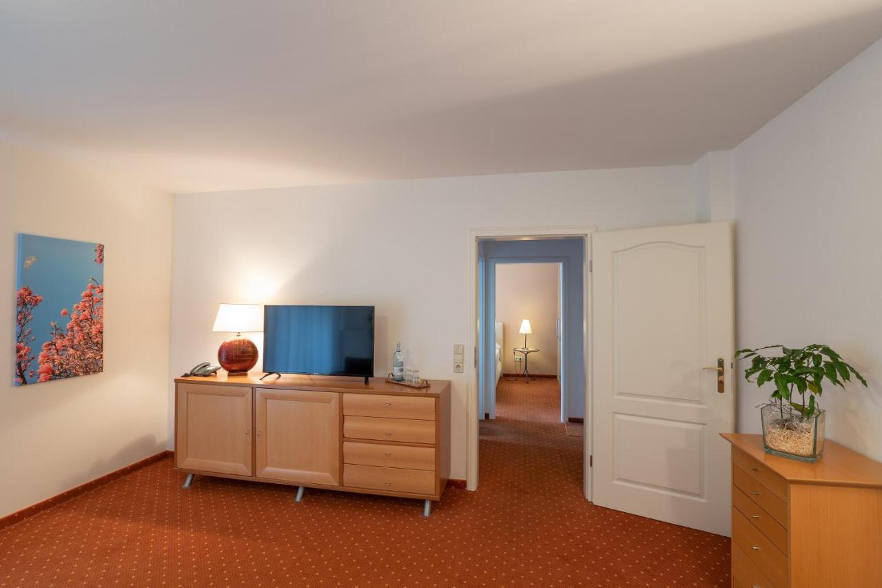 Seehotel Lindenhof لوشن المظهر الخارجي الصورة