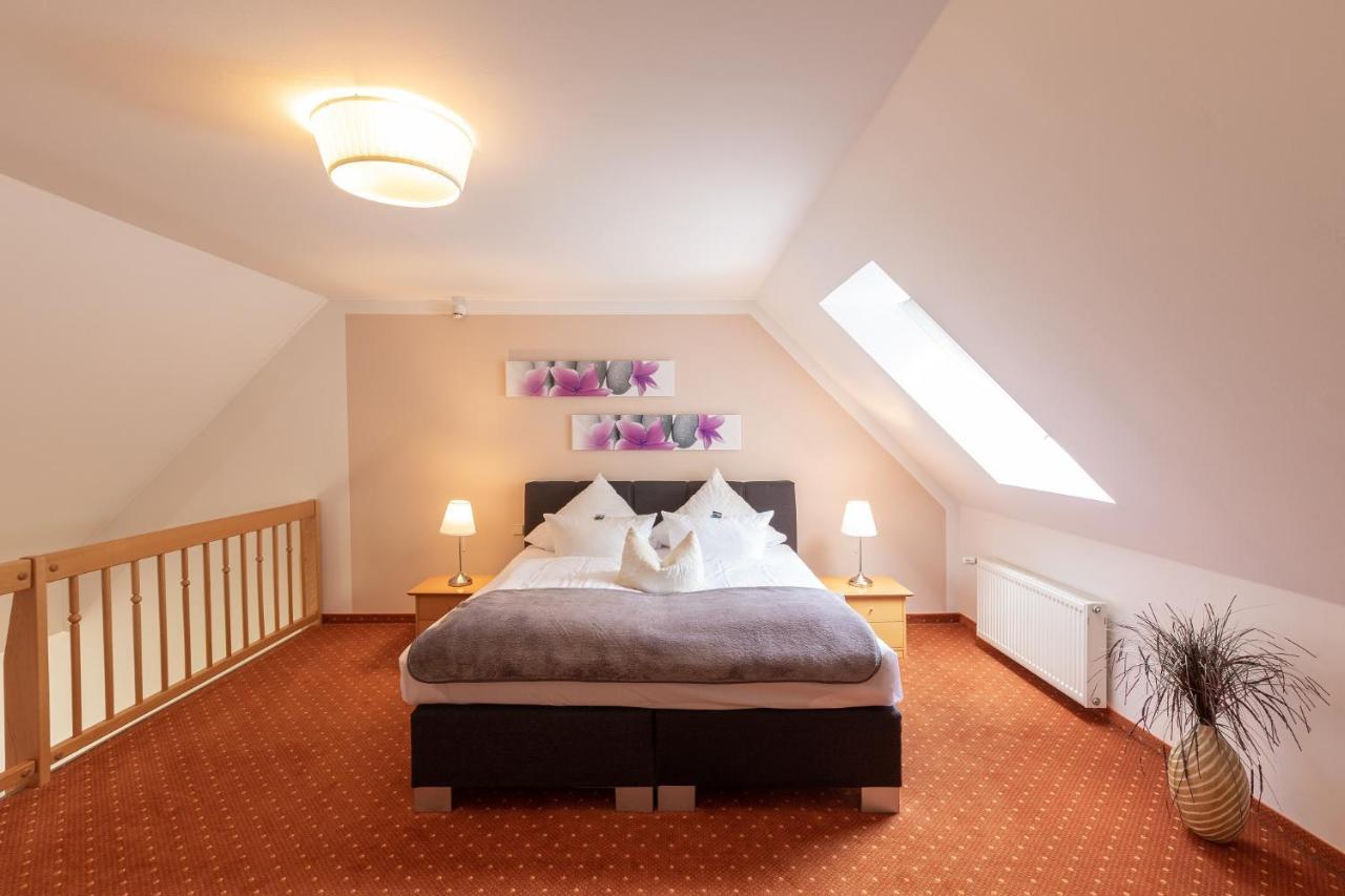 Seehotel Lindenhof لوشن المظهر الخارجي الصورة