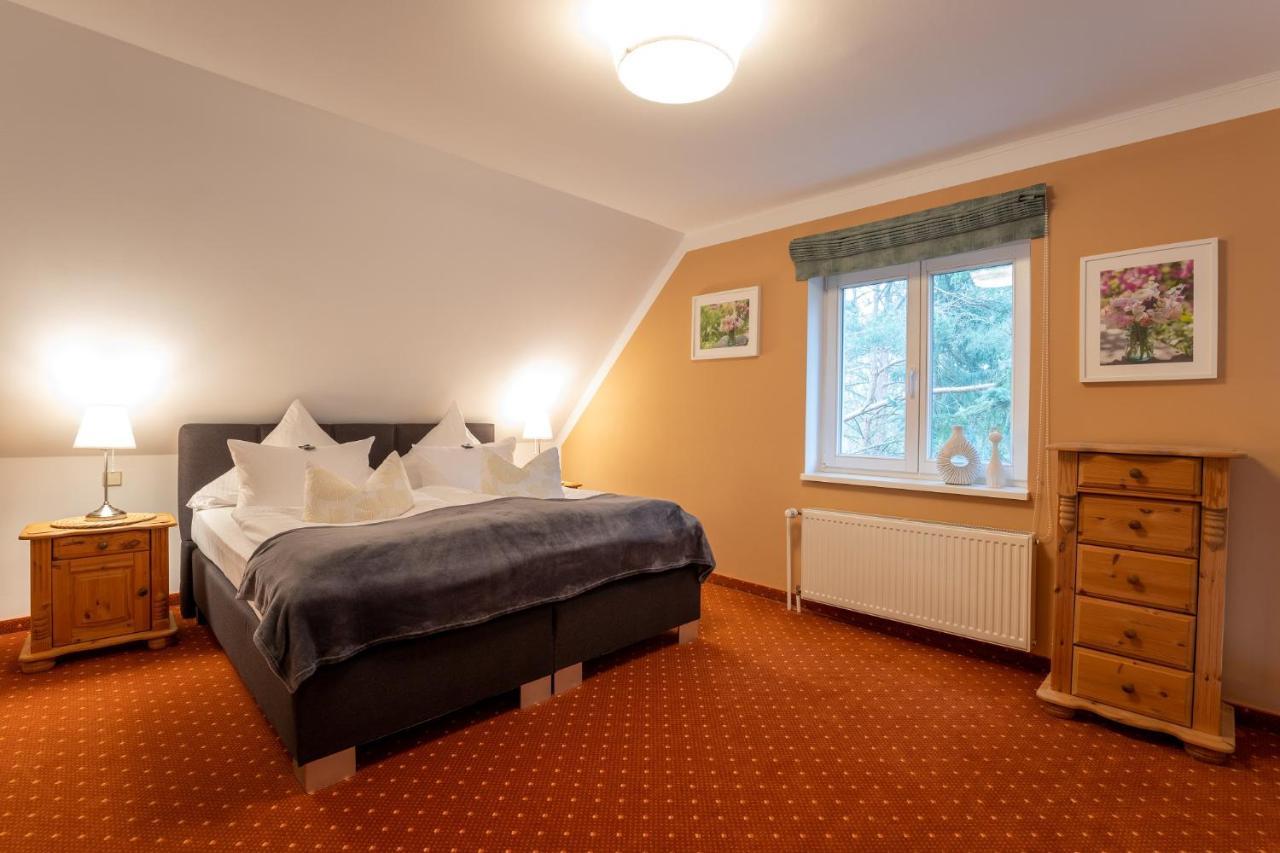Seehotel Lindenhof لوشن المظهر الخارجي الصورة